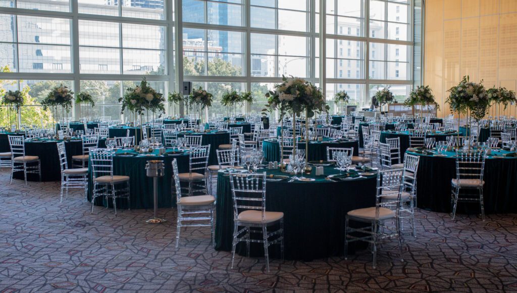 Corporate Update Dinner (CUD)